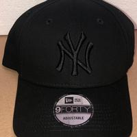 Cappello nero NY