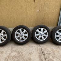 Cerchi lega con pneumatici 225/65 R17 V XL