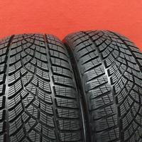 225 50 17 Gomme Invernali GoodYear 225 50R17