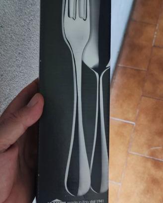 Set posate a servire inox 