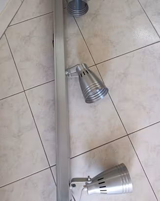 barra da soffitto a parete 