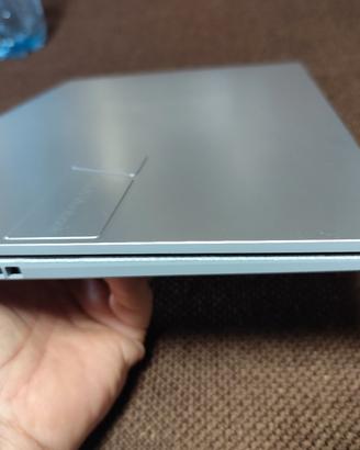 Asus vivobook 16 pollici  Intel i7 