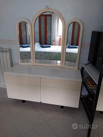 Comò bianco con grande specchiera tripla - 120€