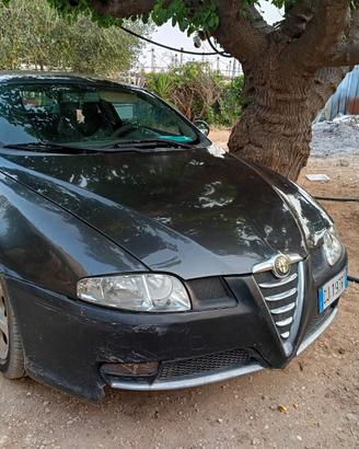 Alfa Romeo GT 1.9 MJT