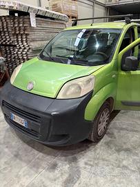 Auto in perfette condizioni.