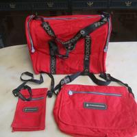 Tris di borse gadget da viaggio .