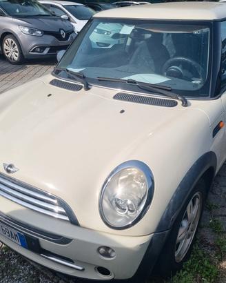 Mini 1.6 16V Cooper GUIDABILE DA NEOPATENTATI