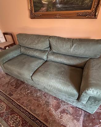 Divano verde poltrone e sofà