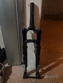 Forcella fox 32 stepcast