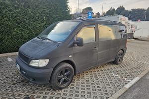 Mercedes-benz V benzina