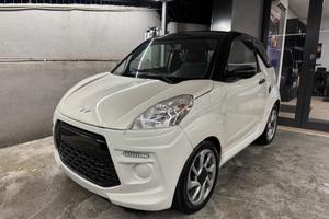 Ligier JS50 Bianco Perla Permute e trasporto