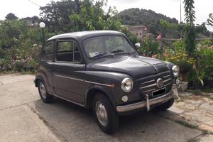 Fiat 600D anno 1964