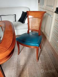 Tavolo in radica con sedie