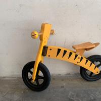 Bicicletta senza pedali