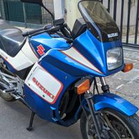 Moto Suzuki GSX550 EF