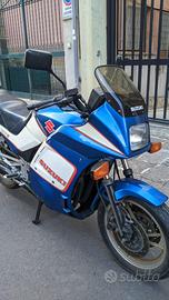 Moto Suzuki GSX550 EF