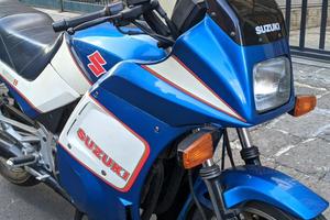 Moto Suzuki GSX550 EF