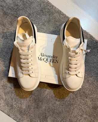 Sneakers Alexander McQueen Oversized