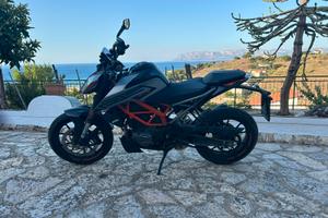 Duke KTM 125c- 2022