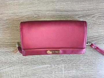 portafoglio da donna nuovissimo 5€