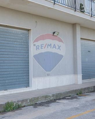 Locale Commerciale - Melilli