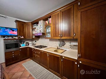 cucina e soggiorno stile classico