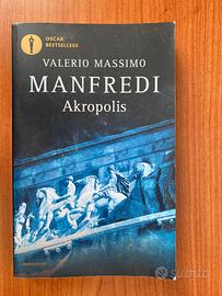 Libro Akropolis di Valerio Massimo Manfredi