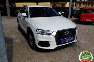 AUDI Q3 2.0 TDI 120 CV Business