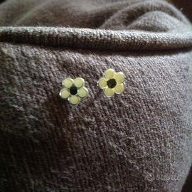 Coppia orecchini a bottone bigiottera margherita