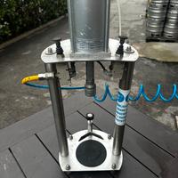 Tappatrice preumatica