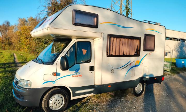 Camper Riviera