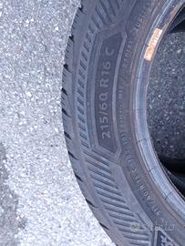 4 gomme invernali 215/60/16 C Michielin