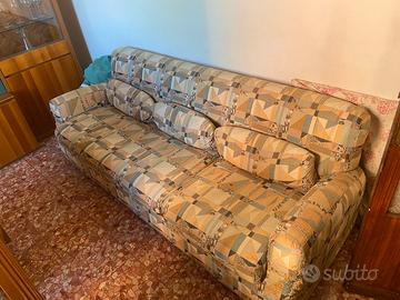 Divano 4 posti