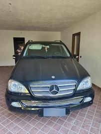 Mercedes ML270CDI 285000km