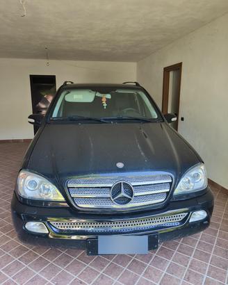 Mercedes ML270CDI 285000km