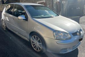 VOLKSWAGEN GOLF SERIE V