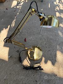 Lampada da scrivania