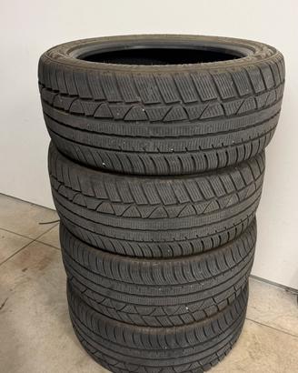 Pneumatci auto invernali
