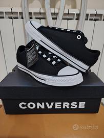 scarpe nuove Converse numero 43