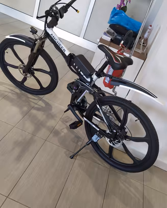 Bici Elettrica Mountain bike 26" Mai usata .. 