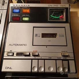 GRUNDIG CN710 mangiacassette registratore