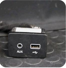 Presa AUX E USB Fiat Tipo
