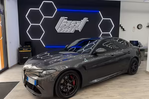 Alfa Romeo Giulia 2.9 V6 Bi-Turbo AT8 Quadrifoglio