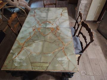 Tavolo di marmo 