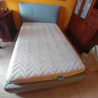 Letto ad 1 piazza e mezzo.