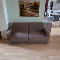 Divano letto con meccanismo estraibile