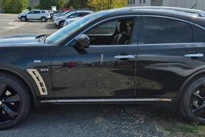 Infiniti QX70 3.0 diesel V6 AT S Premium