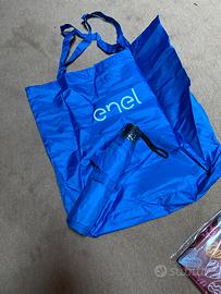 Ombrellino pieghevole + borsetta tascabile