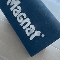 Subwoofer Magnat  440W