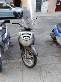 Scooter HD 200